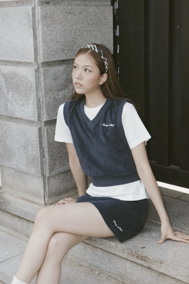 SupportGWSN's tweet photo. 🌳 NOTICE 🌳
260818 - #LENA  

Lena modelling a line of items for SPORTY&amp;RICH
 
🔗 https://t.co/3qbtAOGBuN

More images in the thread below ⬇️ 

#공원소녀 #GWSN #GirlsinthePark #公園少女 #公园少女 @official_GWSN #レナ #레나 https://t.co/P64B1nP6YO
