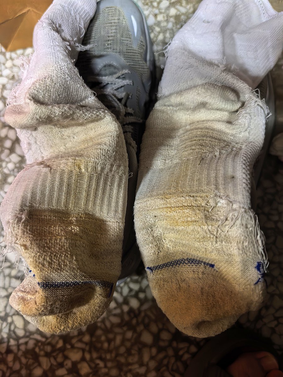 Goonsb888's tweet photo. 又有多少无脑恶堕的装逼臭婊子们看到了会躲在屏幕后面疯狂意淫呢。别装了臭婊子们，怕是看到了10秒钟就对着臭袜子翻着白眼吐着舌头供出自己的傻逼狗精了吧哈哈哈哈一群废物。 #恶堕  #伪s #伪主 #无脑傻逼 #gooner https://t.co/D5vJkCC5UL