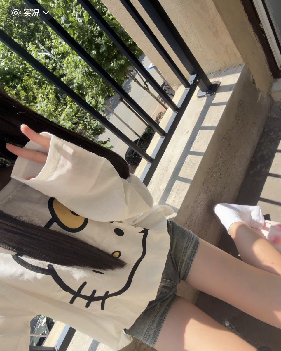 NathanMurpxns's tweet photo. 有人想锐评一下我14岁的福嘛？ 

   今天心情不好当一次女菩萨！        

    是粉哒！！看完不许瞎说🫣🫣 https://t.co/w5M0Iz04or