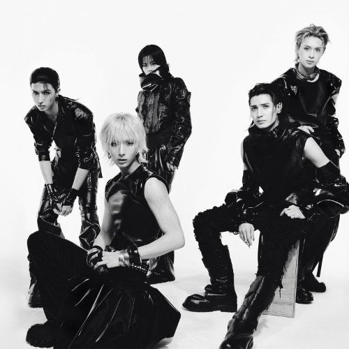 mintchocoeu's tweet photo. and what about my dream collab😹😹😹😹😹😹 https://t.co/ajq2GKOTGk