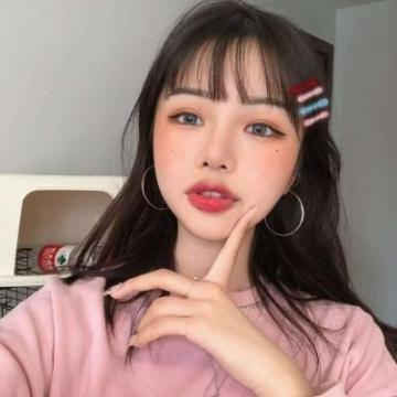 Tyo27068596's tweet photo. 🚩 🌂 🎌 🧳 🎌 🎁 Tried to paint my nails, it’s a mess now https://t.co/Bbi7NfpkVY