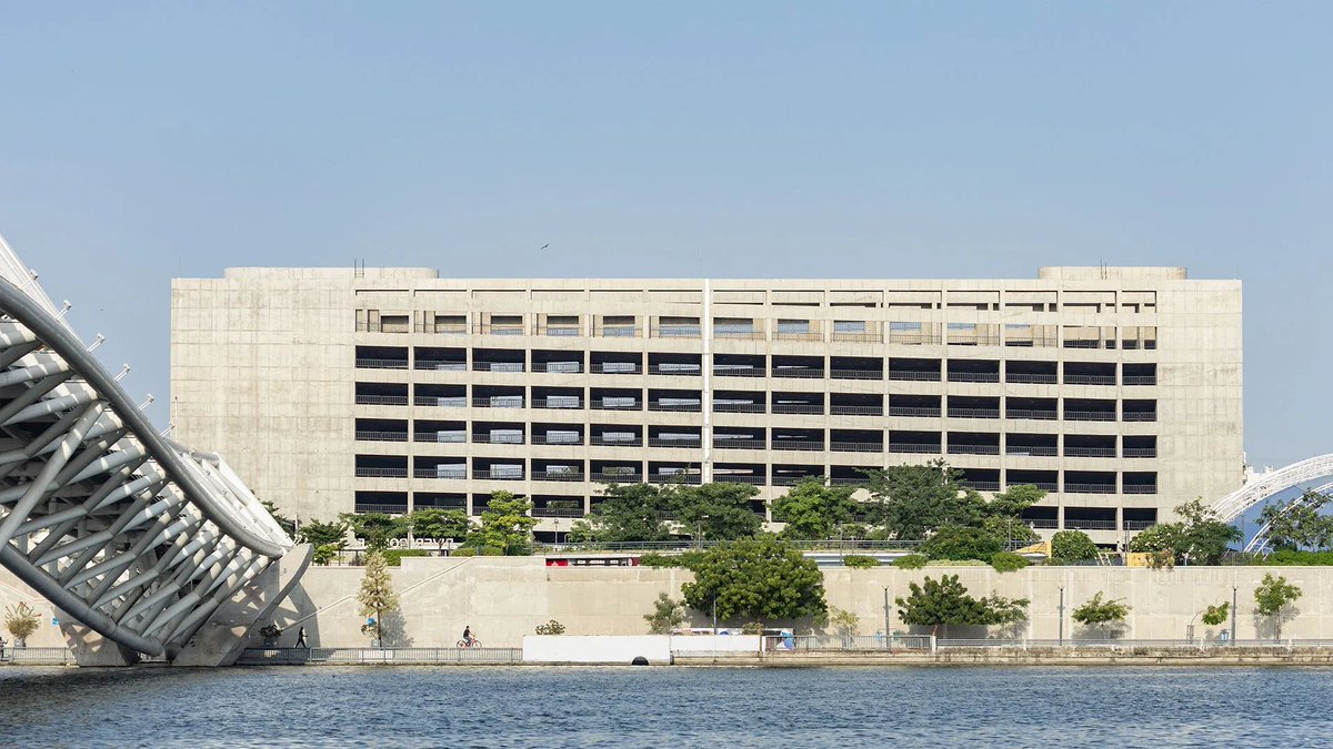 DeshGujarat's tweet photo. Sabarmati Riverfront Multilevel Parking to Get Rooftop Fine-Dining Restaurant, Cafe
https://t.co/Whp1FQEvvd https://t.co/viwYnoJCkf