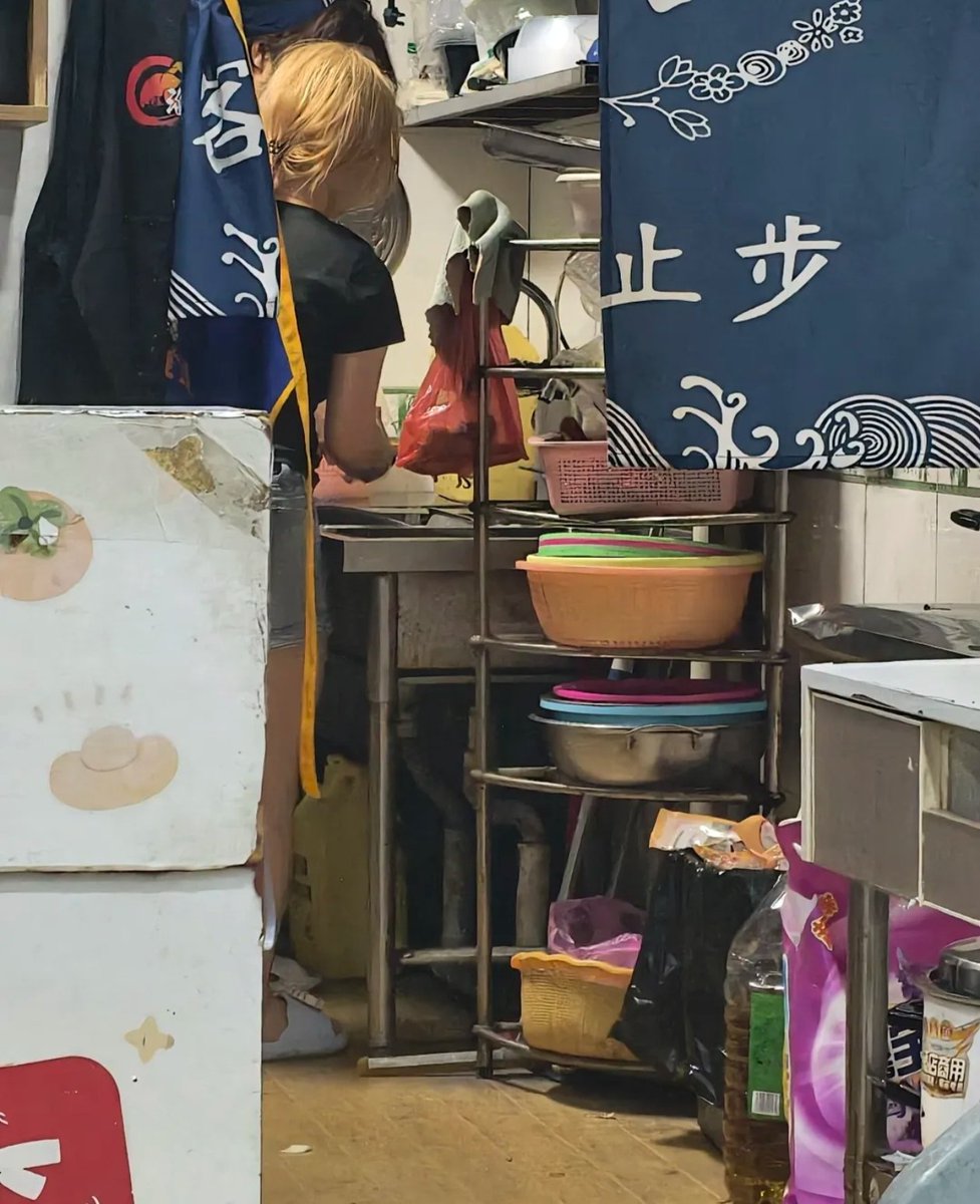 OniSpirit_'s tweet photo. #中共是不合法政府 这是中国的敢举报就敢报复的人，还觉得特别有理的商家，你敢跟他对视3秒吗？而且还牵扯出中共内部腐败证据 https://t.co/ETlNqwwcfX