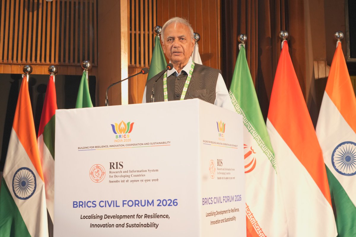RIS_NewDelhi's tweet photo. 🌐 𝐁𝐑𝐈𝐂𝐒 𝐂𝐢𝐯𝐢𝐥 𝐅𝐨𝐫𝐮𝐦 2026 | 𝐈𝐧𝐚𝐮𝐠𝐮𝐫𝐚𝐥 𝐒𝐞𝐬𝐬𝐢𝐨𝐧

Dr. Seshadri Chari (@seshadrichari), Member, Governing Council, RIS, delivered the Chair’s remarks at the inaugural session of the BRICS Civil Forum 2026, held as part of India’s BRICS Chairship 2026.

Dr. Chari reflected on RIS’s journey since 1983 and its longstanding engagement with the concerns and development priorities of the Global South. He highlighted the important role of civil society in bringing perspectives and solutions from the grassroots to the development discourse. He expressed confidence that the Forum’s deliberations would foster meaningful dialogue, deepen collective understanding and contribute to development approaches rooted in local realities.

#BRICSCivilForum2026 #BRICSIndia2026 #Resilience #Innovation #Sustainability #RIS

@MEAIndia | @BricsIndia2026 | @SudhakarDalela | @shambhuhakki | @aparnaray_ifs | @SKSharma_World