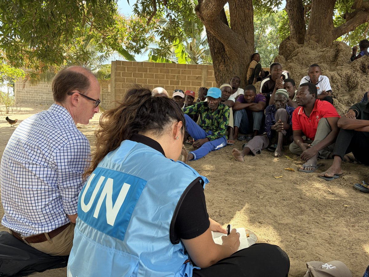 OHCHR_Moz's tweet photo. "After 9 years of horrific violence, I recognise the significant efforts made by Mozambique and its partners to prevent and counter terrorism, including the recovery and stabilisation of many areas that have allowed many displaced people to return home,” said Ben Saul, UN Expert. https://t.co/w9G0COoobQ
