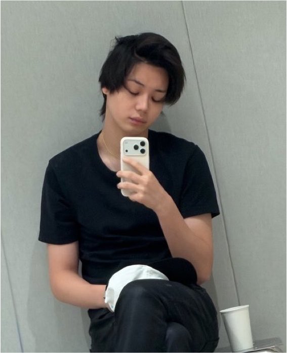 ryulngshot4sho's tweet photo. ohyul’s 6pm update 😴 https://t.co/OUimntjuFU