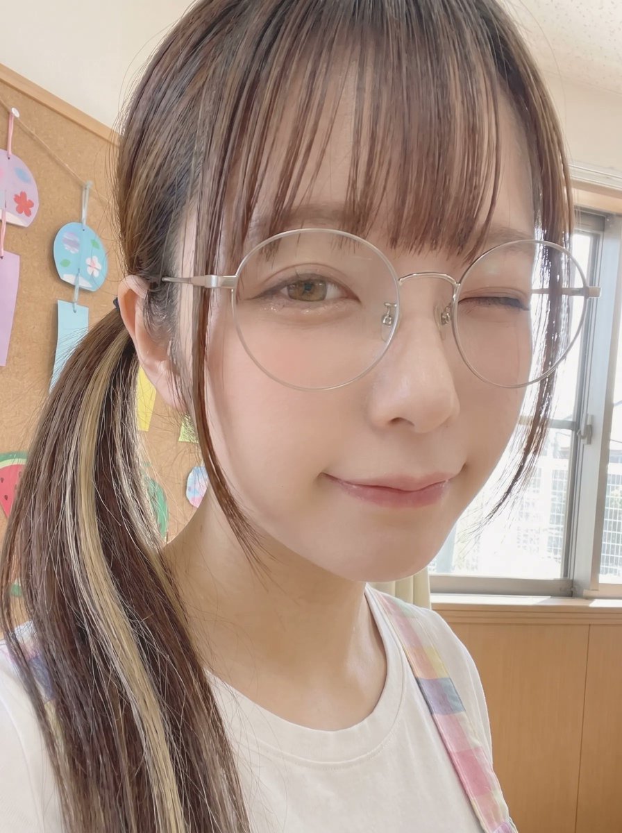 poyo10101's tweet photo. ひるぽよ！

昨日の続きなんやけど

①思いっきり自然体
②ちょっとだけ大胆
③その日の気分で

どれが見たい？ https://t.co/7BZnR1czPr