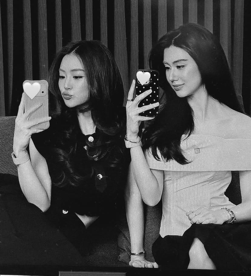 im_sunnieee's tweet photo. OMG LENAMIU TODAYYYYY😭🫶🏻🖤

#LenaMiu #ลีน่าหมิว https://t.co/0sHBxKXrJq