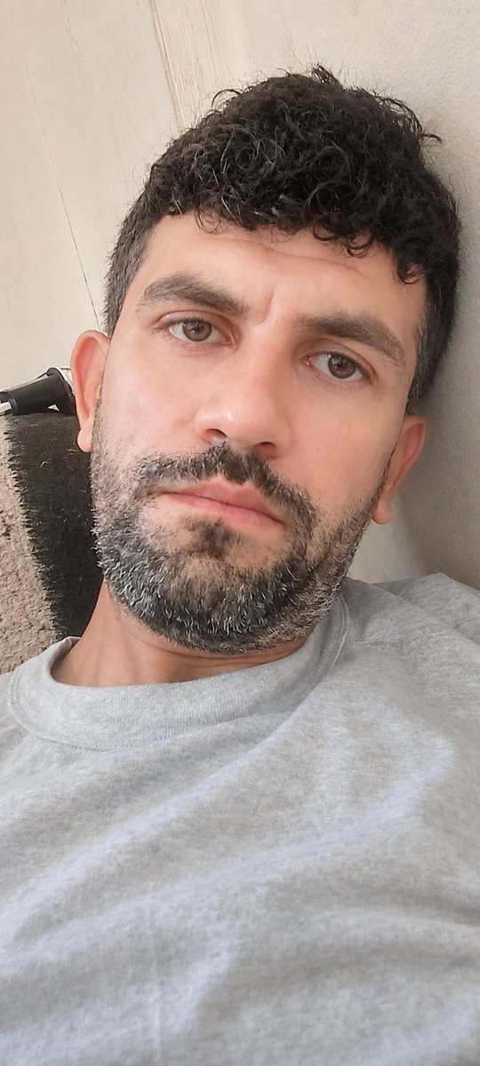 kh_j96's tweet photo. I woke up exhausted today.

Some days, everything just feels too heavy.

If you see this, leave me a word.
I could really use it today. https://t.co/ju0lDW296r