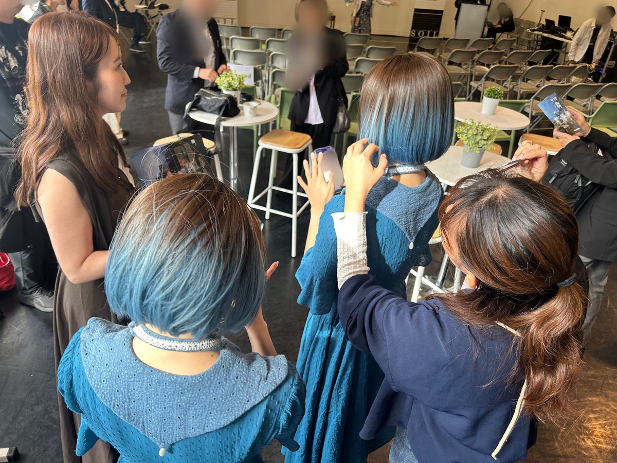 daisydoze_'s tweet photo. #デイジードーズのエディンバラ演劇祭視察記🌼

ピッチ本番!!
daisydoze、行きましょう💪

#daisydoze #soil #edfringe https://t.co/XufJtCeGvO