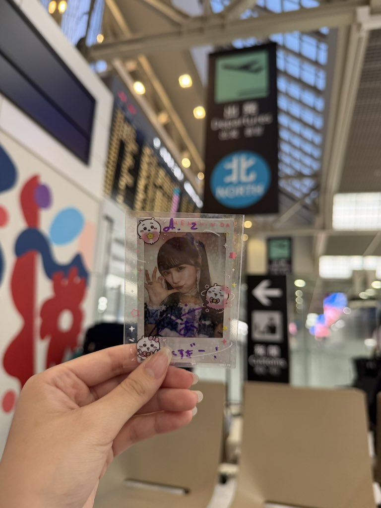 mikinya2n_'s tweet photo. オーストラリア4ヶ月間行ってきます🇦🇺︎💕︎︎💕︎ https://t.co/lrmQqQAOu6