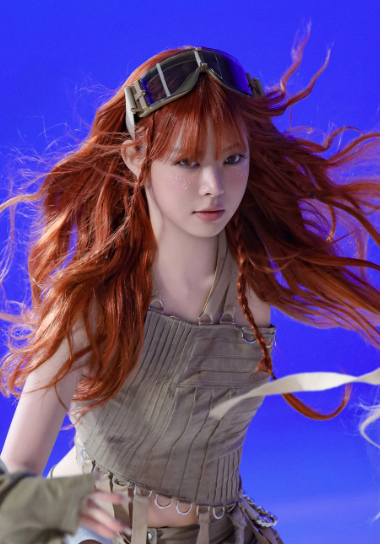 AboutMusicYT's tweet photo. LE SSERAFIM's Eunchae was named one of the it-kids of South Korea by Vogue. https://t.co/lQrNyPw0SK
