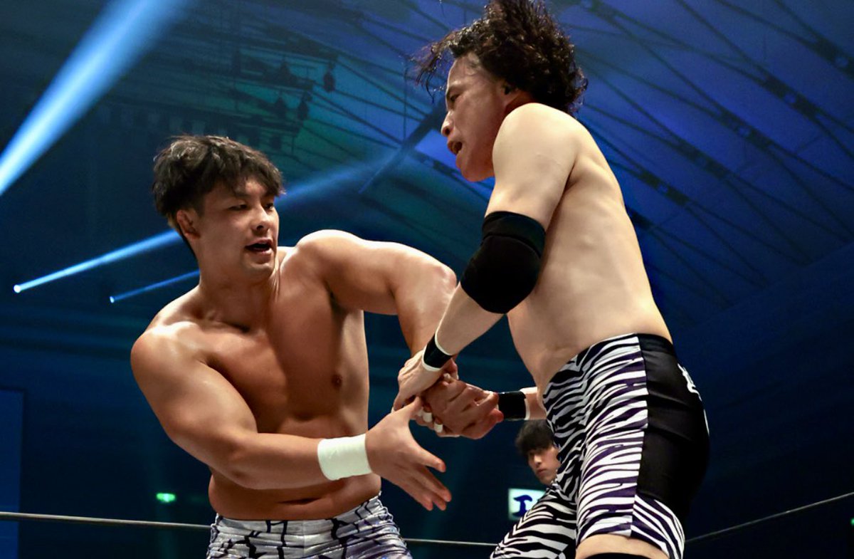 q3jQd9xK0aZSvEL's tweet photo. 【NOAH】小川良成さんが大岩陵平のG１制覇を祝福  https://t.co/asU1Mfsoo8

「G１の大岩みたいなプロレスができる人、今のNOAHに一人もいないからね。先日亡くなったドリーが俺の先生だったんだけど､(NOAHのプロレスというよりは)ドリーに教わったプロレスが俺から大岩に引き継がれてる」 https://t.co/jSypHawk60