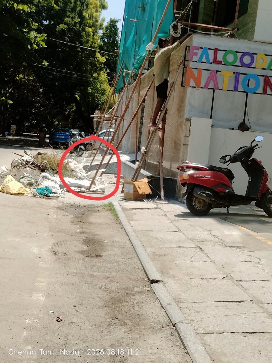 anbuselvan1967's tweet photo. @chennaicorp @CMOTamilnadu @ChennaiTraffic @polimernews போக்குவரத்துக்கு இடையுறாக சாலையை ஆக்கிரமித்து 8 அடிக்கு ரேம்ப் அமைத்து, மற்றும் மக்கள் நடக்கும் நடைபாதை முழுவதையும் ஆக்கிரமித்து பூ தொட்டி அமைத்துள்ள தனி நபர் மீது மாநகராட்சி நடவடிக்கை எடுக்குமா??
Place: 101 division, zone-8 https://t.co/z2pCuZMpjV