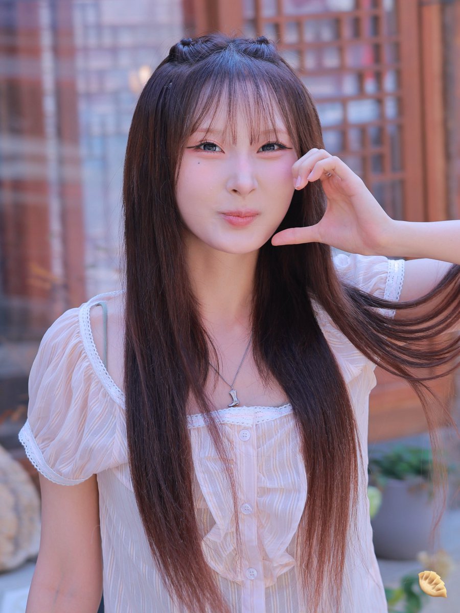 Mintcho0818's tweet photo. 260818

HBD

#아이칠린 #ICHILLIN 
#초원 #CHOWON #초버댕블단 https://t.co/FrSntcueaS