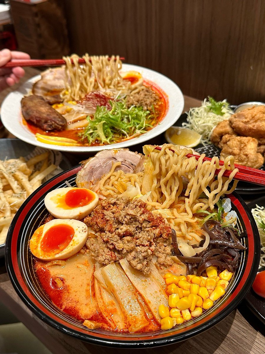 AylaWucker47589's tweet photo. Just tried the coziest hole-in-the-wall ramen in downtown! Rich tonkotsu broth, perfectly chewy noodles, and that crispy gyoza hit different. 10/10, will be back next week! https://t.co/ItWYx1pR9i