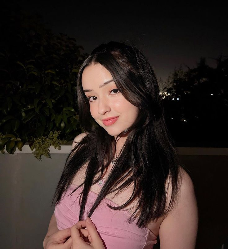 lexiecraves's tweet photo. this reddit thread about Lexie on the Mnet Girls Planet audition post is the funniest thing I've ever read https://t.co/RFo5bM0SY6