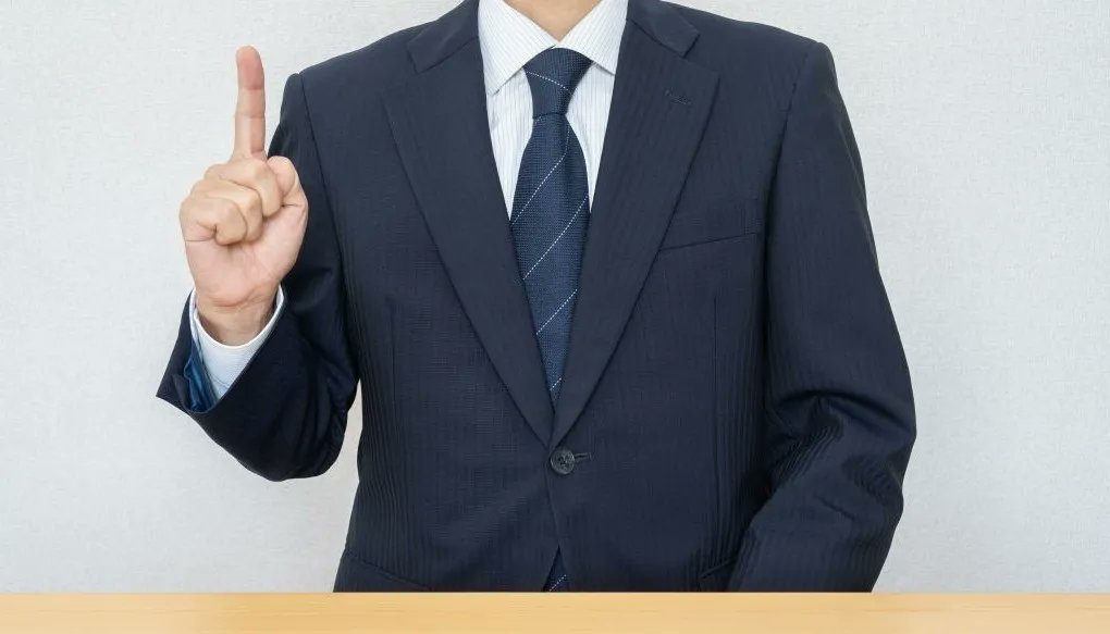 doctor_vision's tweet photo. ＼本日のコラム🆕／

〈医師が転職活動で失敗しないための自己分析の方法｜客観的な視点で自分の本当の強みと譲れない条件を見出すコツ〉

医師の自己分析法や陥りやすいミス、自分自身を客観視するコツを解説。納得のいく職場選びに向け、コンサルタントの知見や実際の成功事例を交えて紹介します💡