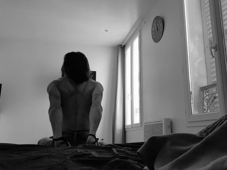 FrenshVelvet's tweet photo. @NelaaaF Quand dites-vous, mesdames et messieurs ? 🙃😜 https://t.co/BiCKmFv9Pw