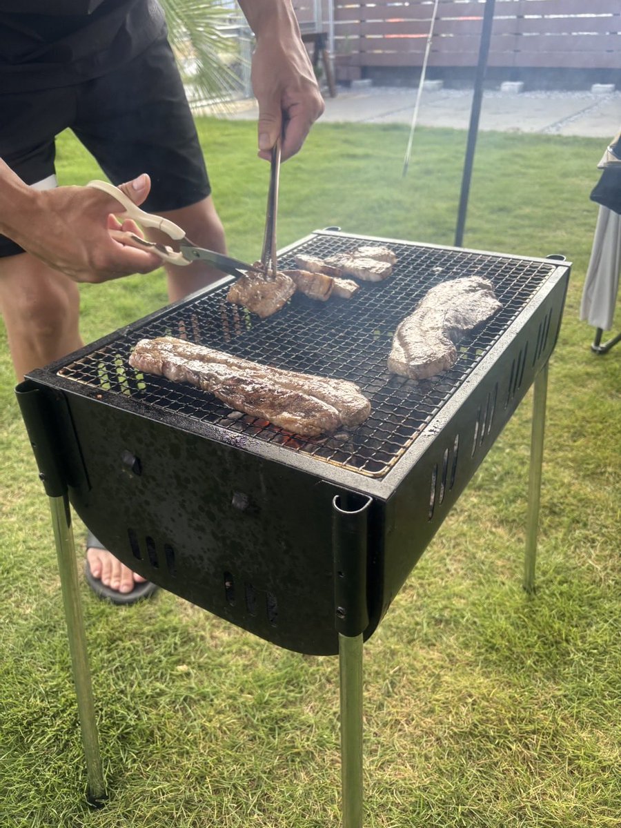 chi0_0chi's tweet photo. 連休おわっちゃったなぁ…
庭でBBQしかしてないや… https://t.co/ii7xjiORey