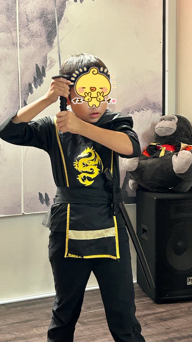 TSharoushi_DL's tweet photo. 奥さんを10日間のトルコ一人旅に快く送り出し。
仕事と家事はめいっぱい、それでも小4男子も徹底的に楽しませようウィーク。
 
焼肉キング→実家でばあちゃんハッピバ→忍者修行→二人カラオケ(2h)→くら寿司→お笑いライブ→上野動物園
 
忘れられない夏になっていたらいいな。 https://t.co/Tcfm7BGYYz