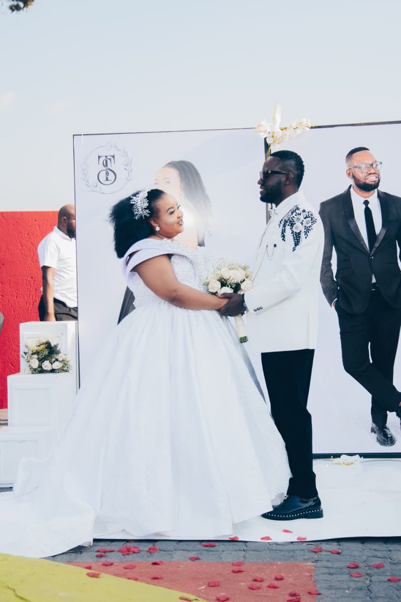 mtisitarisai's tweet photo. Matrimonial 18 year anniversary renewal of vows https://t.co/R9XwKYf61j