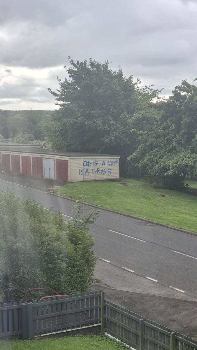 afgavinstan's tweet photo. Fantastic bit of old school graffiti on my street. You don't get these types of call out much these days, gotta respect the message here. https://t.co/qBvc4z66K8