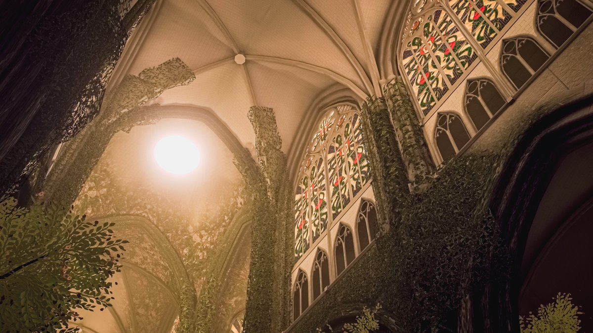 Neomance's tweet photo. Light Enters The Grand Cathedral
大聖堂に光が差し込む

World : Cathedral of Witches
Author : hexe․exe

#VRChat_world紹介 #Neo写真 https://t.co/8lIwr7KT5K