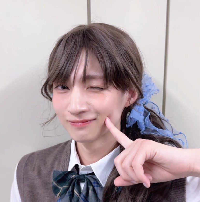 n6_032's tweet photo. もう女を辞めようと思います、私
 #目黒学園 #しがりこ https://t.co/daYdmWvWGO