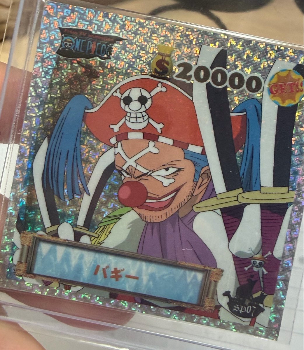 WacvwDp's tweet photo. いつのなんのグッズか知らんけど、めっちゃ初期顔の🤡手に入れた https://t.co/iswBfvuKz5