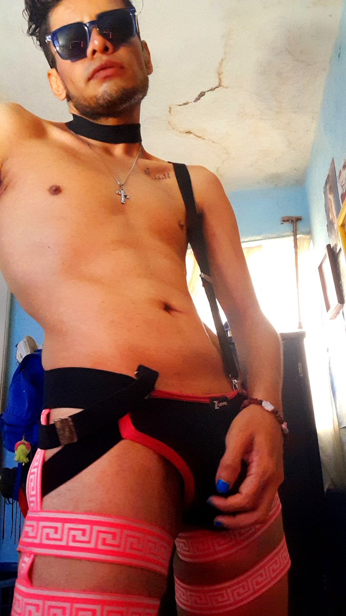 betito_spears's tweet photo. ME ESTOY PONIENDO BIEN 😏💕🍆#chacales #HombresDesnudos #morbogay #mamadas #hombresheteros #gay #gaynike #lgbt #hotgay #gayzoom #jarochitos #mayate #gayboy #boxerck #gayboxers #chacalesveracruz #gayveracruz #sexygay #motelgay #veracruzgay
#boxerwilson #boxermen https://t.co/lgSPQwSWm8