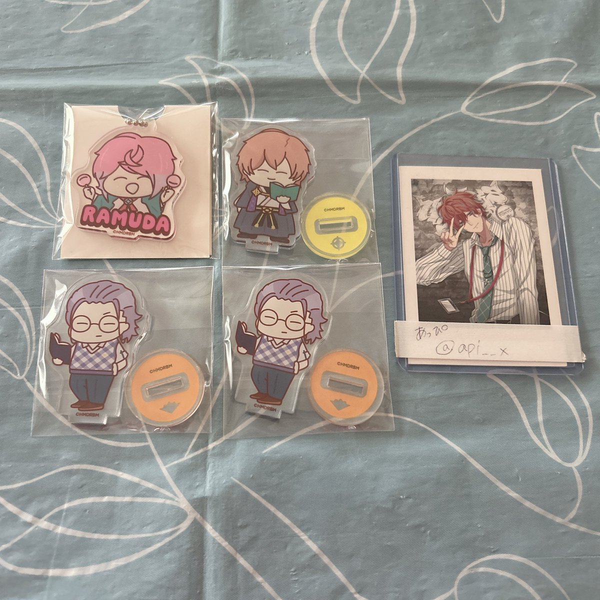 api__x's tweet photo. 【交換 譲渡】ヒプノシスマイク ヒプマイ ダイソー アクリルスタンド アクリルキーホルダー 

譲 ¦ 乱数 幻太郎 盧笙

求 ¦ 独歩 一二三 or定価+送料

郵送のみ
一二三は独歩と並べる為に求めております

お気軽にお声掛けください★¨̮ https://t.co/I6hdFZbYCm