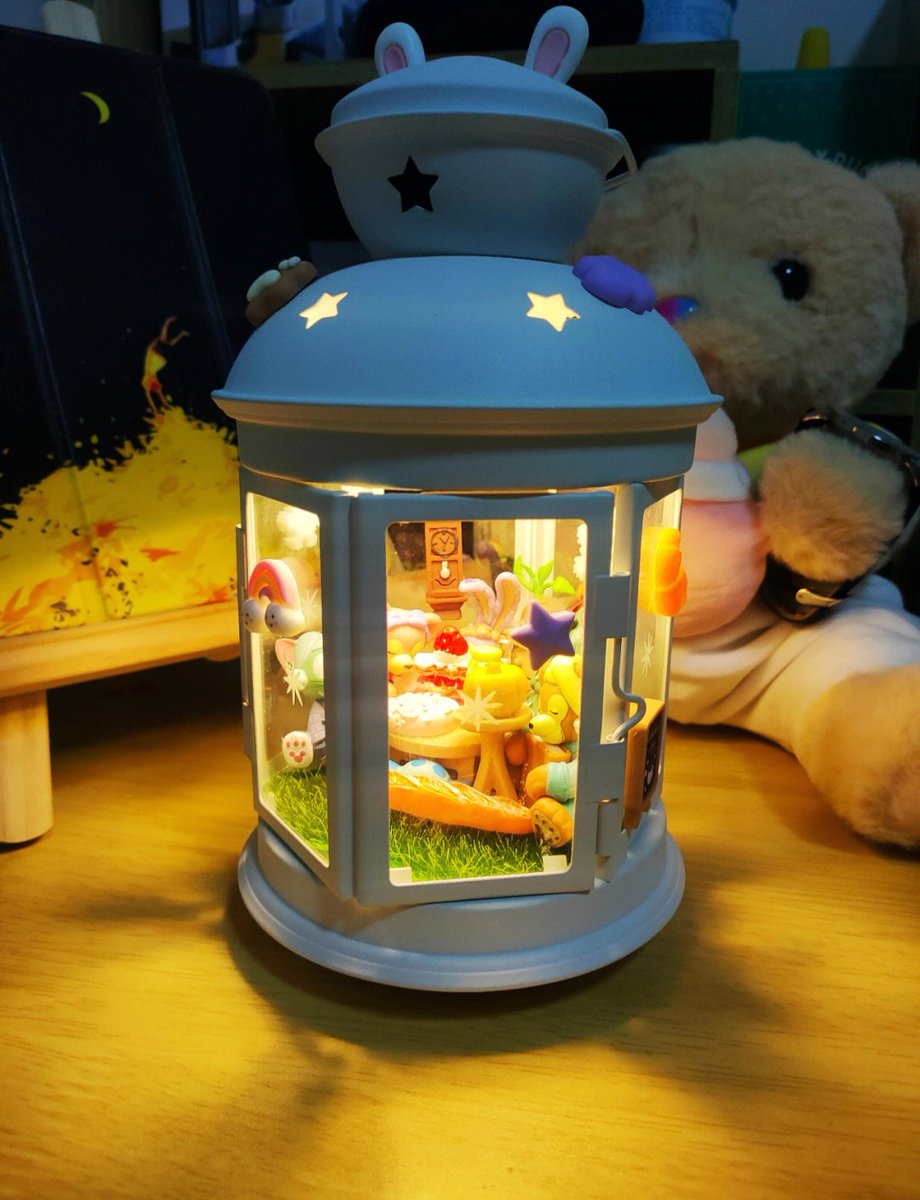 lee61329055's tweet photo. Just upcycled an old mason jar into a candle holder with twine and a little paint—budget home decor win  #DIYCrafts https://t.co/WZ5PBs1jDG