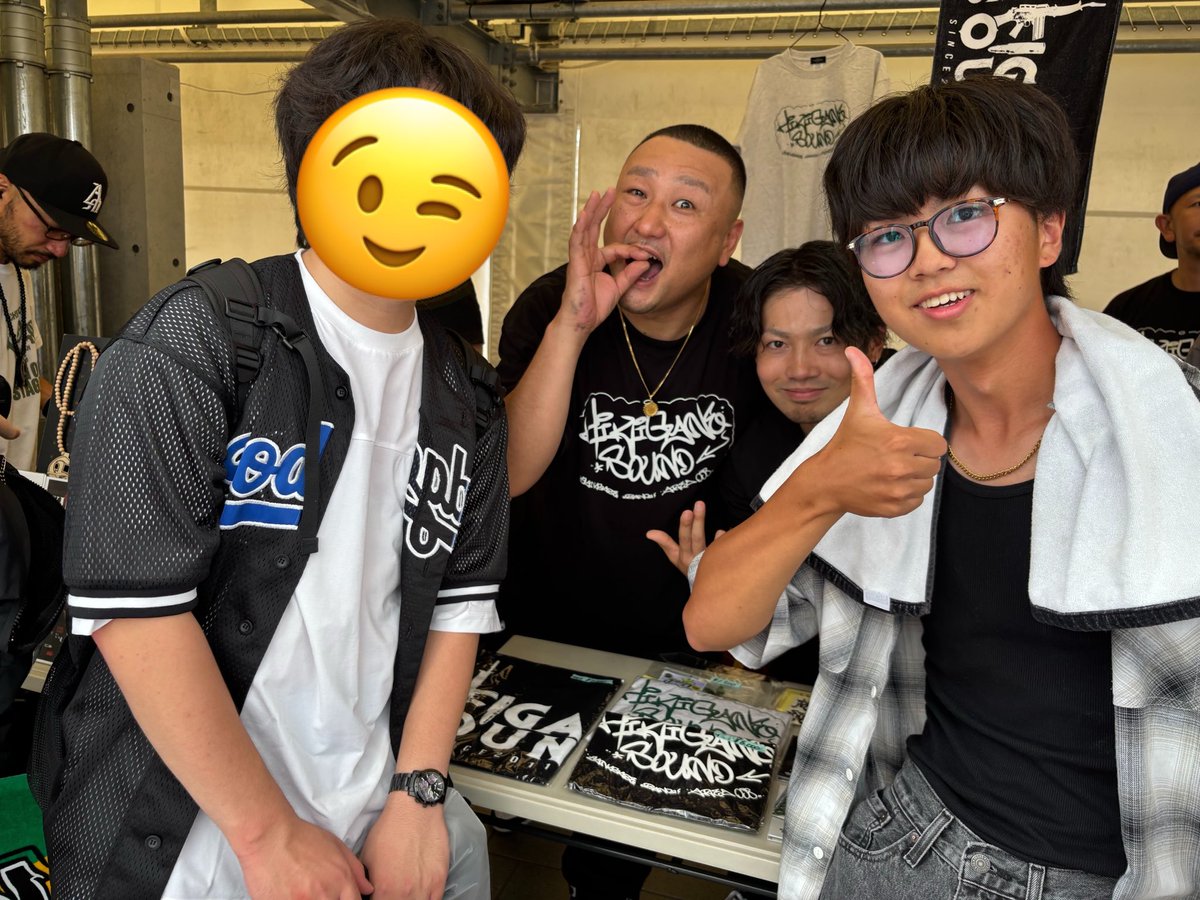 K0y47ch1's tweet photo. 裂固と梵頭とT-TANGGと写真撮れた！！ https://t.co/1R4297d6lQ