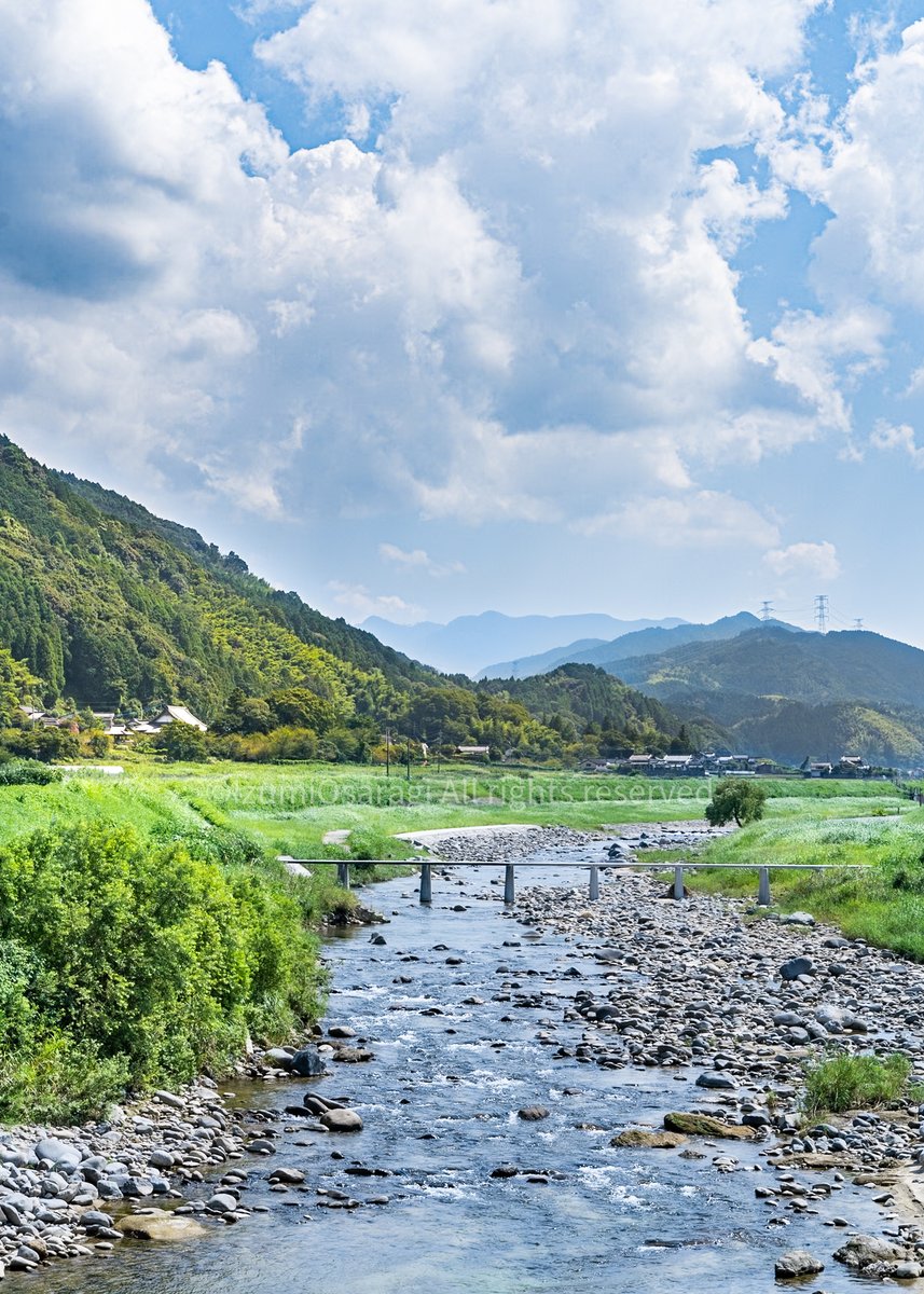 izumiosaragi's tweet photo. "ぼくの夏休み" は始まるのだろうか  

(福岡県 添田町 廉斗沈下橋) https://t.co/SEBiLDFmBG