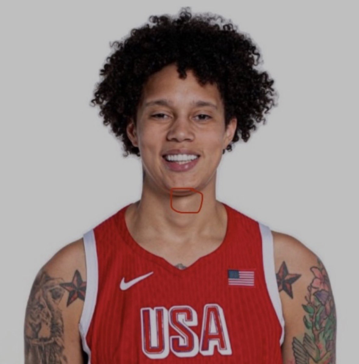 LinodoaRo88's tweet photo. Hey  if Brittney Griner is a biological woman, then why did Russia hold him in a men's prison? https://t.co/gz6oiRm4Jx