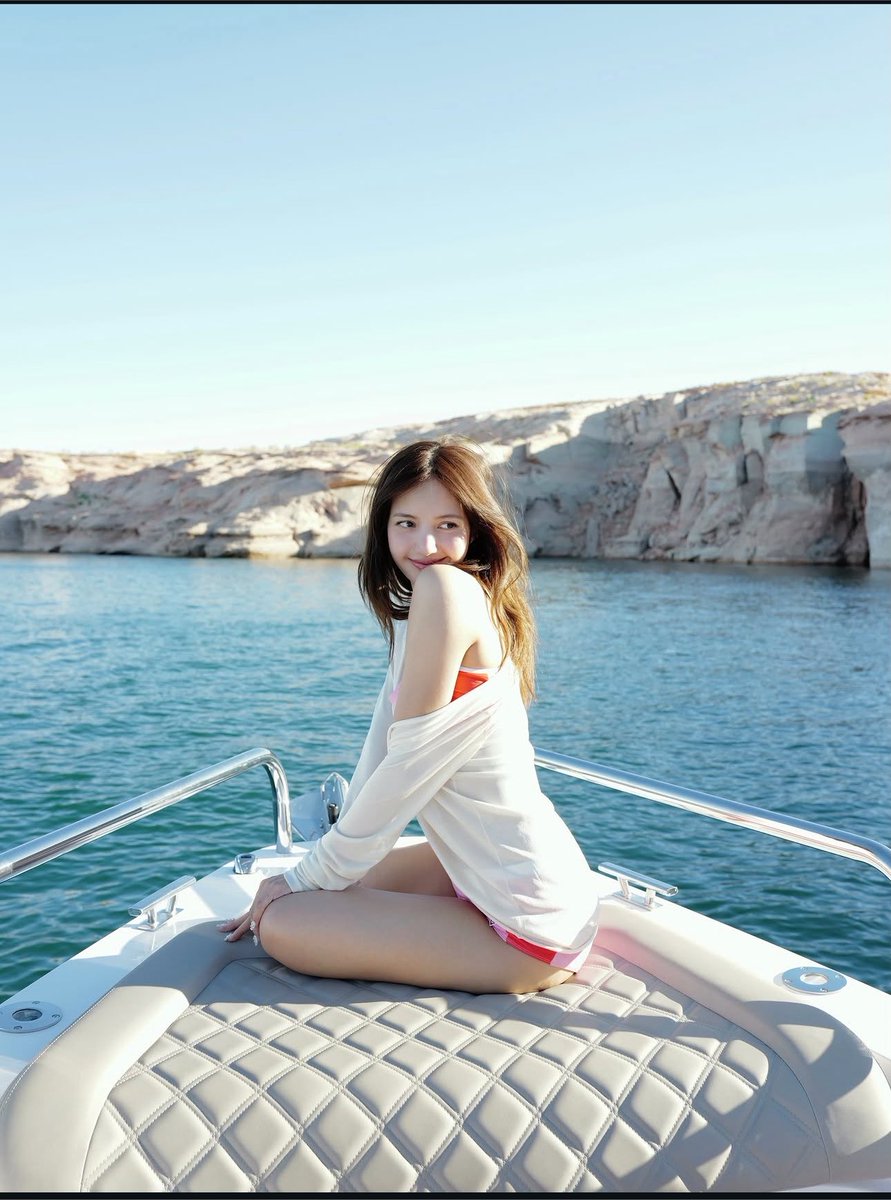 Olylyn1's tweet photo. มาเป็นติ่งน้องลิซ่าเพราะชอบรอยยิ้ม ชอบทัศนคติ ชอบความตั้งใจ ชอบความรักความเคารพที่ลิซ่ามีให้คนอื่นและต่อตัวเอง 
ติ่งลิซ่าไม่เคยผิดหวังสักวัน เพราะชั้นไม่เคยคาดหวังอะไร นอกจากเห็นเค้ามีความสุข https://t.co/I04E4Pict8