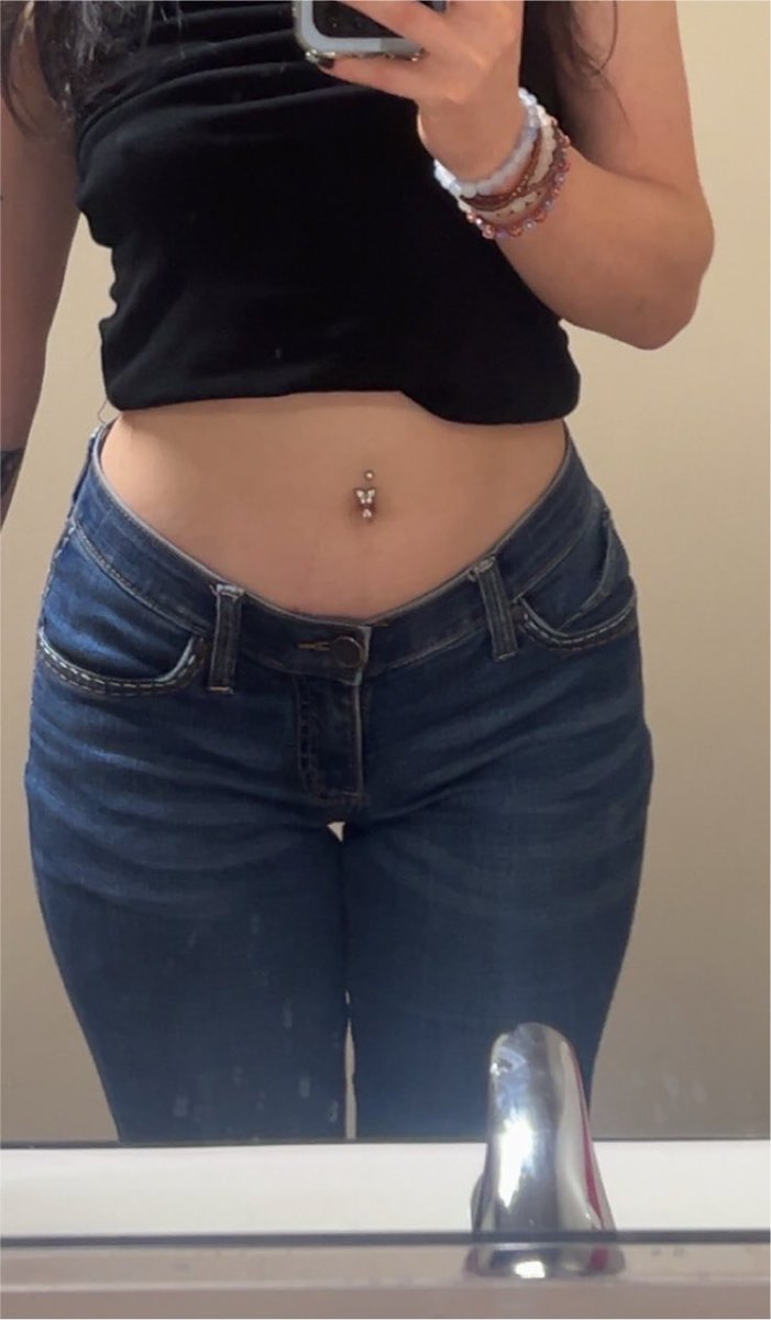 kittybabyrough's tweet photo. i want a man to follow me around and take me by surprise 
#nsfwtwtًً #cnc #rapebait #daddy #taboo #publicuse https://t.co/PLUYdgAszH