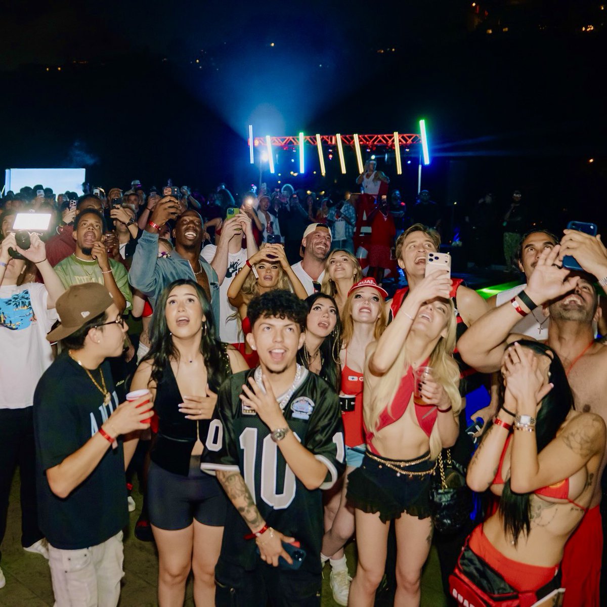 pillowtalkwryan's tweet photo. ‼️FULL XXX BDAY SHOW OUT NOW‼️

👇Exclusively on @fansly for 24 hours👇
https://t.co/csX0kMBkbB https://t.co/ZUr5isXPex