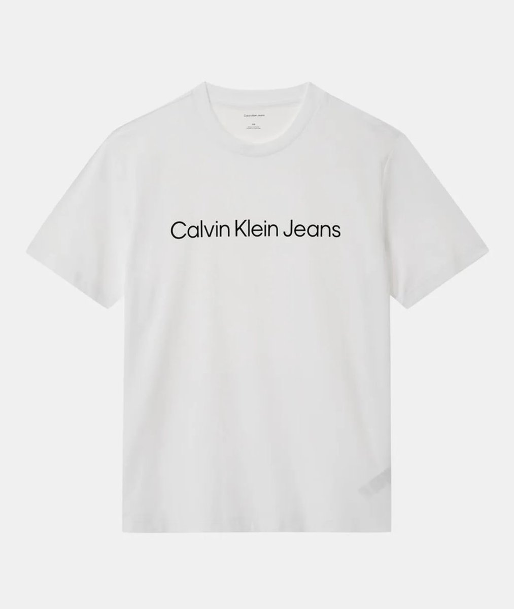 borasoul_store's tweet photo. เสื้อยืด Calvin Klein Jeans regular fit logo short-sleeve t-shirt ลด 70% 🤍 ตัวนี้เหลือไซส์ไม่เยอะน้า 

— ราคา 650฿  (free ems) ส่งแอร์ มัดจำ 200

#พรีเกาหลี https://t.co/VZEQNOrhYw