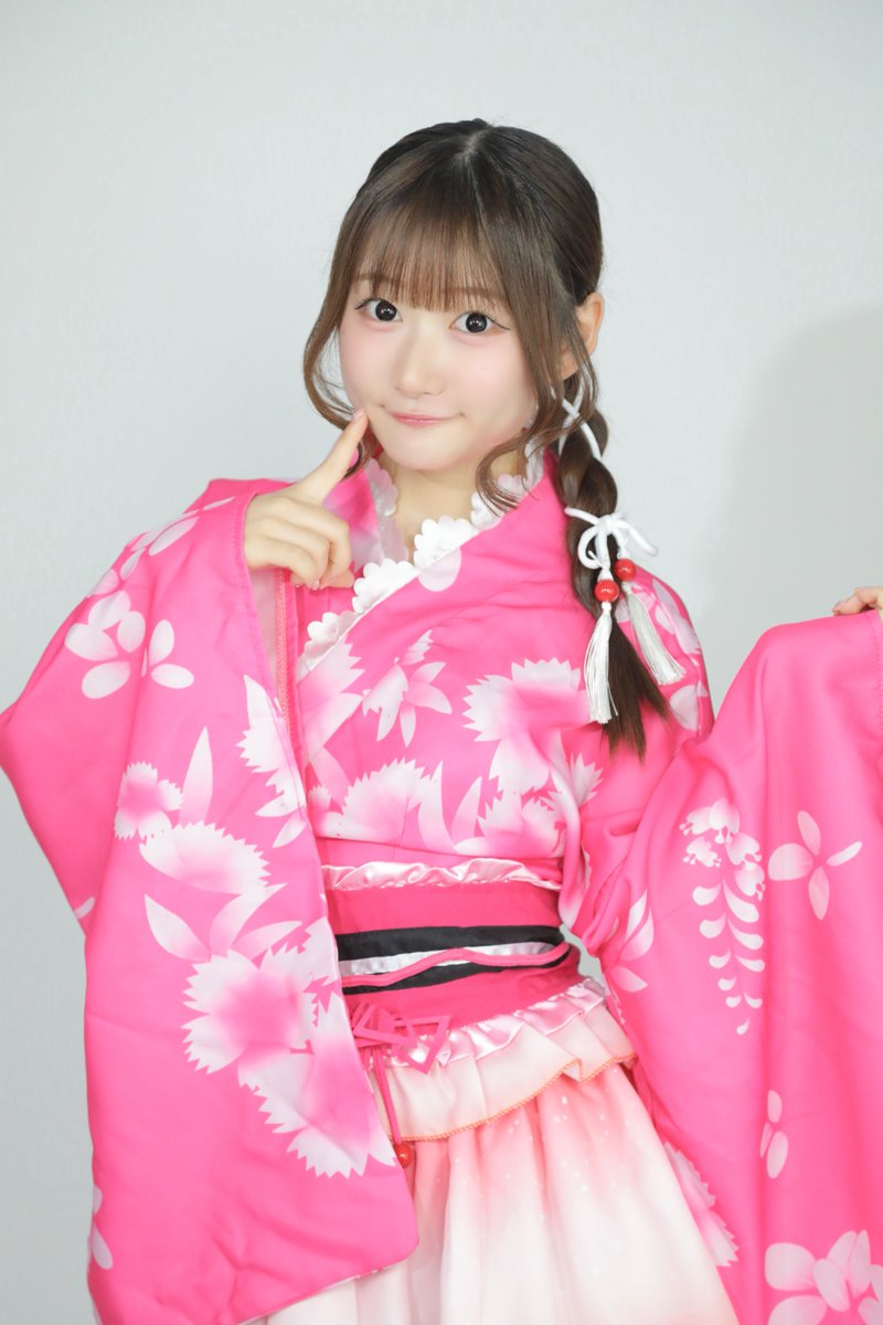 kimikara_info's tweet photo. 【 #あいみゅうきみからRPチャレンジ 】

🩷千桜あん @an_kimikara 
「あんにきかせてあんコール」

8/14(金)23:59までの
このポストのRP数で勝負中🔁

8/15(土)「あいみゅうきみから夏の浴衣チェキ会」 ▶︎https://t.co/TwYEjOxHPH https://t.co/l84KHjlnAD