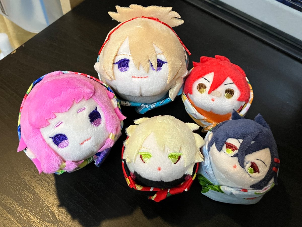 0712_kano's tweet photo. あらた様(@aratatk )の柄服&amp;チャリティー企画が流れてきまして
BOOTH見に行ったら、こもち用のお洋服もあったので
これもご縁といくつかお迎えしました(報告遅くなって申し訳ない💦

とりあえず試着してもらったのこの子たちだけど、みんな可愛いじゃないですか！！

ありがとうございました😊 https://t.co/lkytdcCOuo