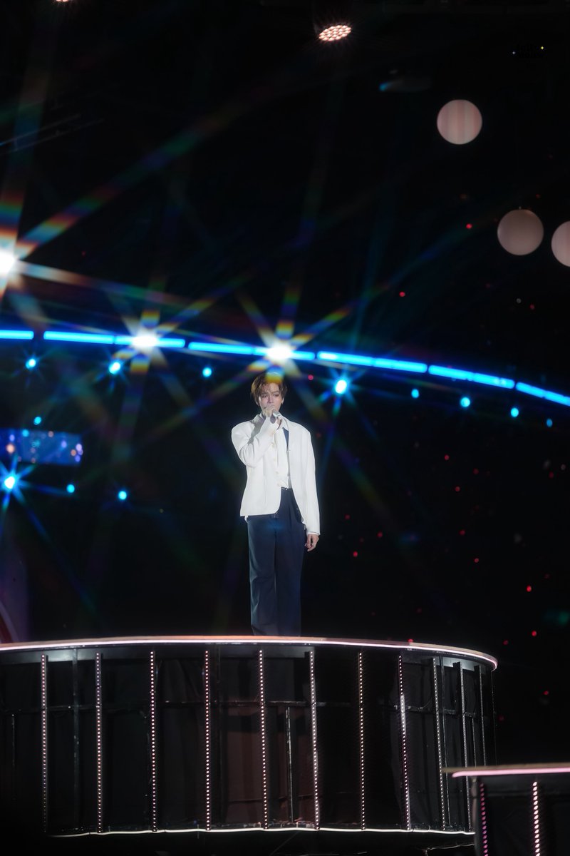 Jellymeow49's tweet photo. พระจันทร์ดวงนี้สวยที่สุดเลย 🌙✨ 

JUNIORMARK ALWAYS SUNNYMOON  

#JuniorMarkConcertD3
#markjrtn https://t.co/iCDbRPHTZC