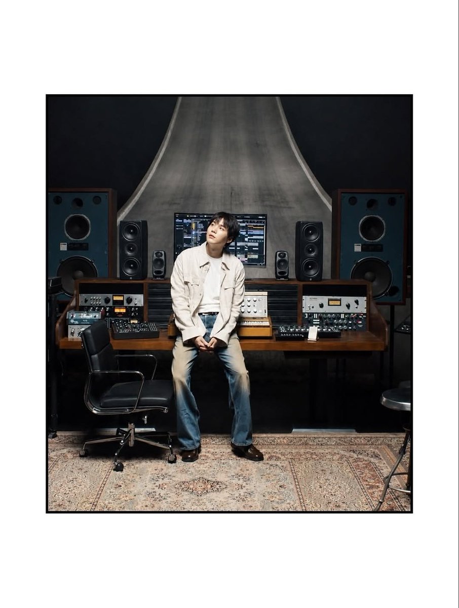yoongi_minri's tweet photo. Prod. SUGA 💟 https://t.co/im2MJpNNe5