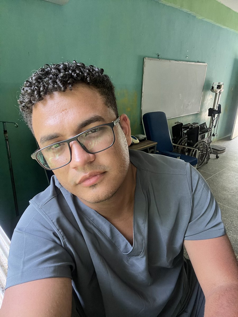 jerryp13_'s tweet photo. Otro día de guardia en el pueblito de Choroni✨ https://t.co/sPIKp8vBOs