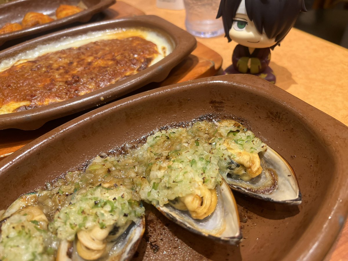 030justaway080's tweet photo. お誕生日後夜祭✌🏻

テーブル狭過ぎたꉂ🤣𐤔 https://t.co/soliUurQ6U