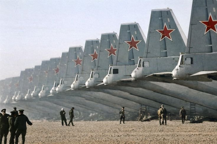 M12RUS's tweet photo. UOOORRRGHH I LOVE THE COLD WAR https://t.co/GNYGwKm63q