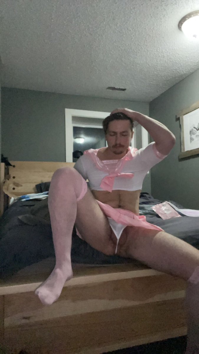 TheSubBoyJordan's tweet photo. Searching for a hardcore exposing Mistress. Ruin me!
#exposed #exxxposed #slut #blackmail #sissy #freak #femdom #bait https://t.co/oSQEEVr4Sv