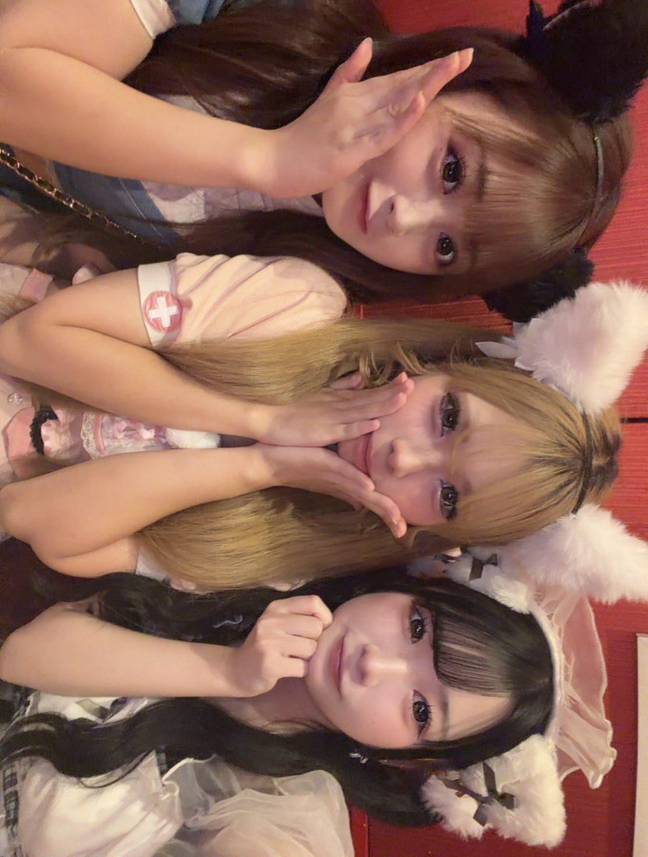 nekomimicafec4's tweet photo. 8/11 オープンしております😍😍
本日出勤９匹にゃん🐈

あづにゃん@azu_c4 
れいにゃん@rei__0v0_ 
りんにゃん@mazimazi_rinc4 
りあにゃん@ria_c4 
さなにゃん@sn_nyam 
くれあにゃん@Kurea_C4 
りほぴにゃん@rihopi_c4 
かれんにゃん@karenyan_c4 
のあにゃん@c4nonoa https://t.co/73Y5fJZWZe