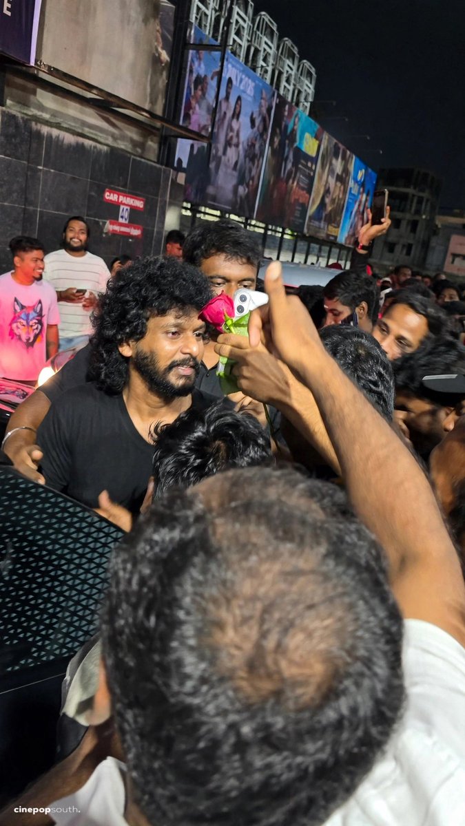 CinePopSouth's tweet photo. #LokeshKanagaraj gets huge love from fans for his performance in #DC movie at Chennai Devi Theatre. ❤️ @Dir_Lokesh https://t.co/6vQQ6IHYpC
